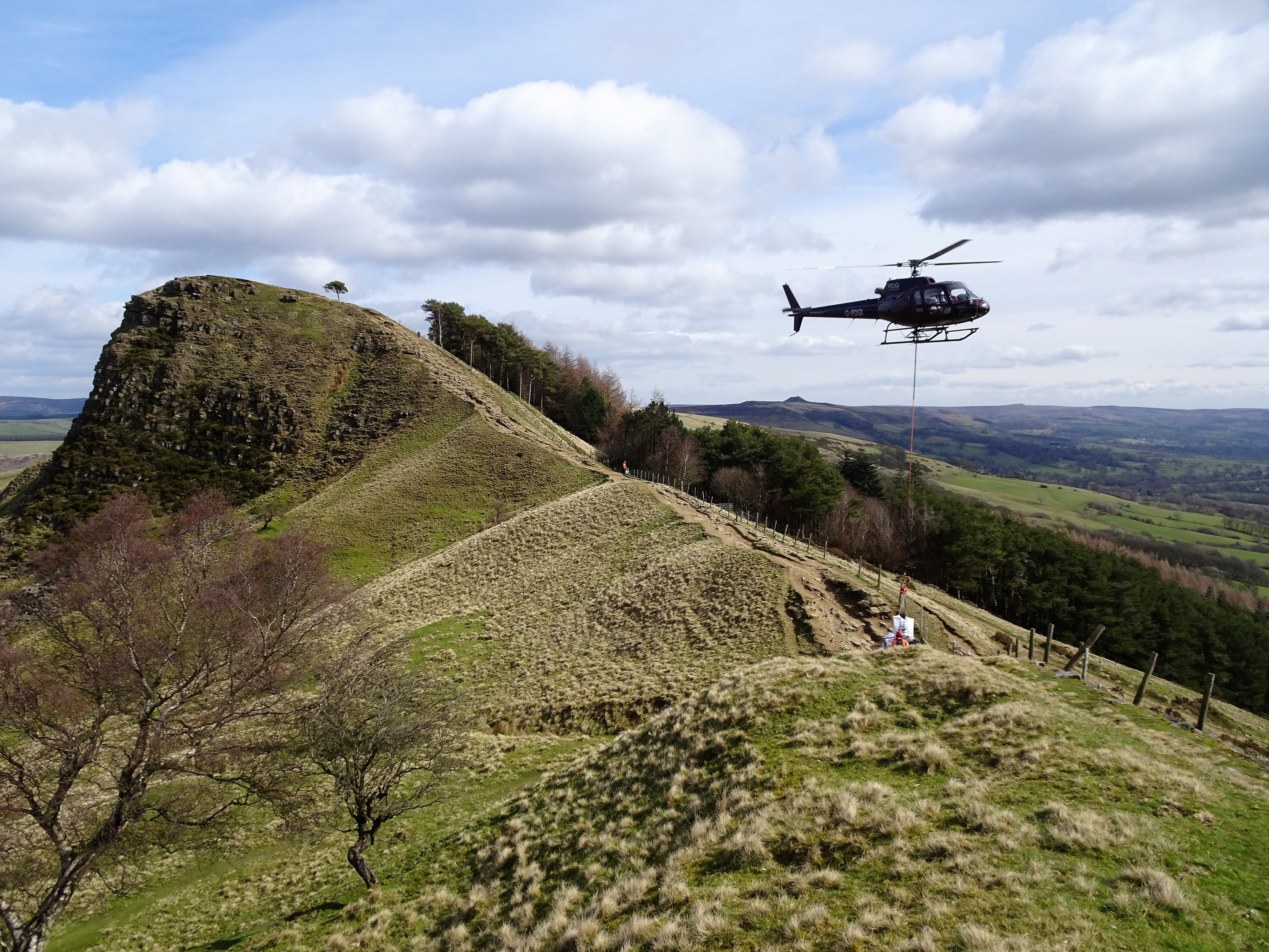 Airlifting materials onto Back Tor